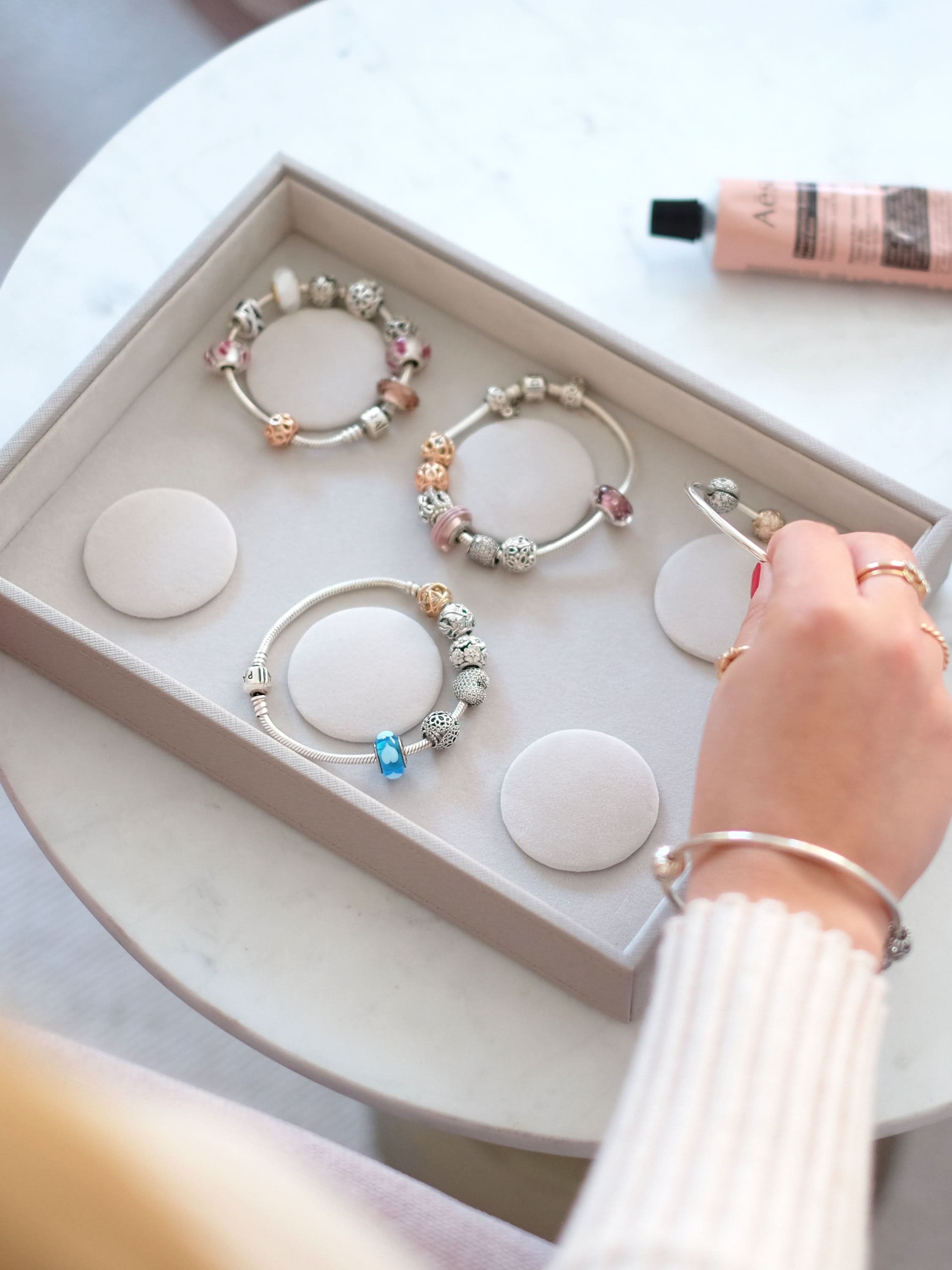 Stackers Armbandenlaag voor Klassieke Juwelendoos Taupe