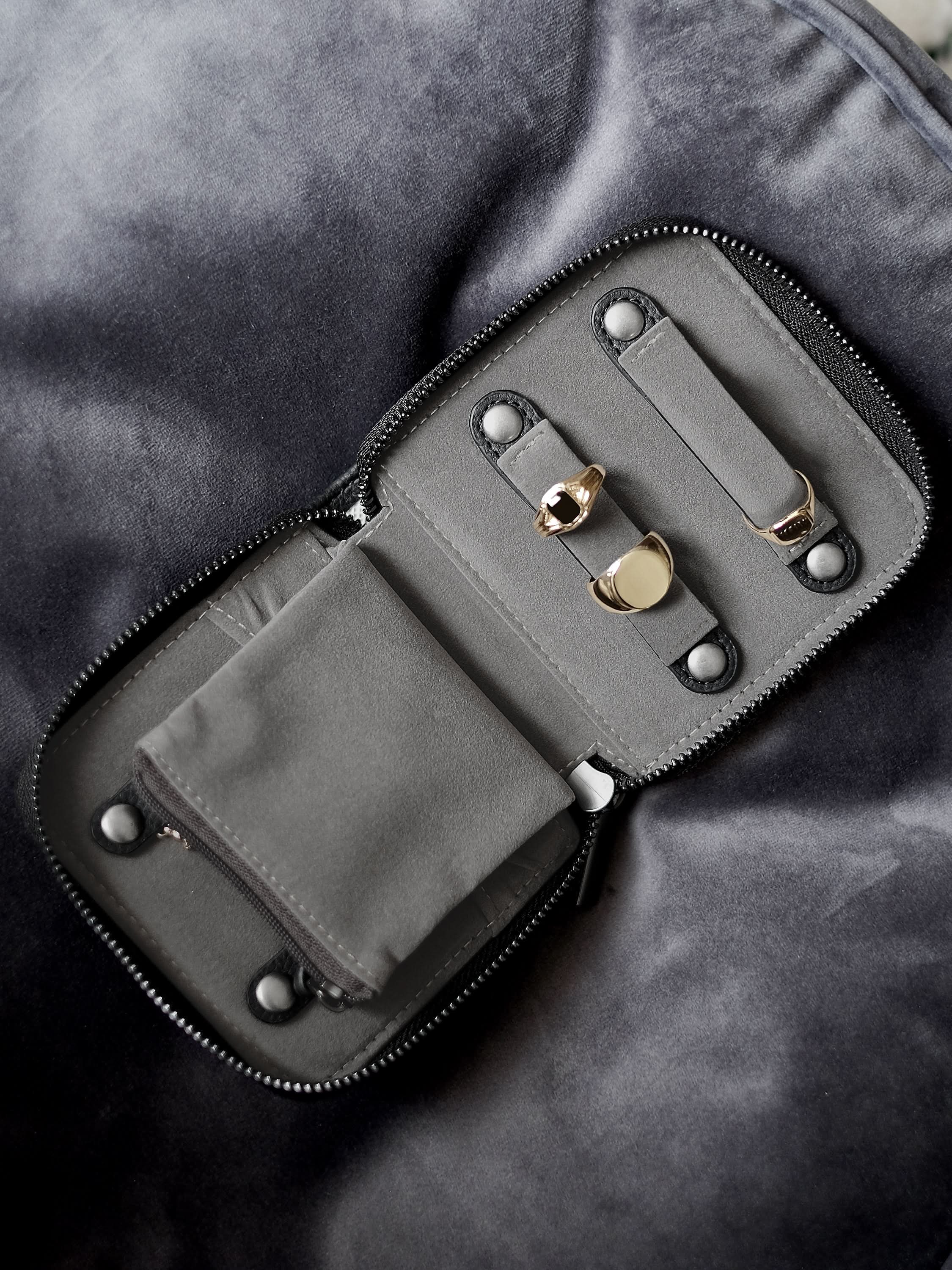 Stackers Rouleau à bijoux compact noir