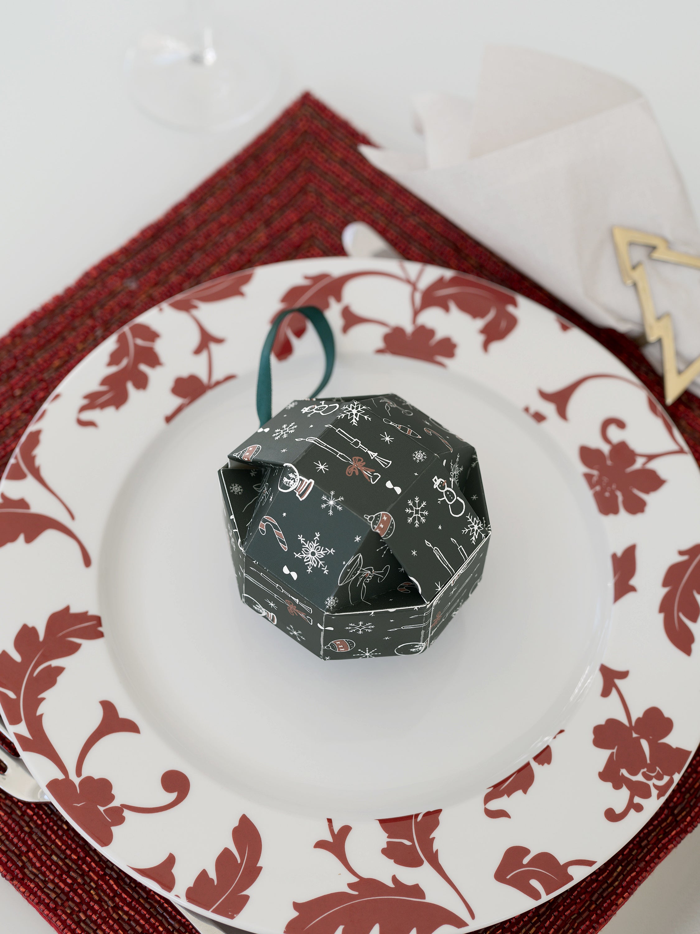 Stackers Juwelendoos Sleutelhanger in Decoratieve Kerstbal Roze